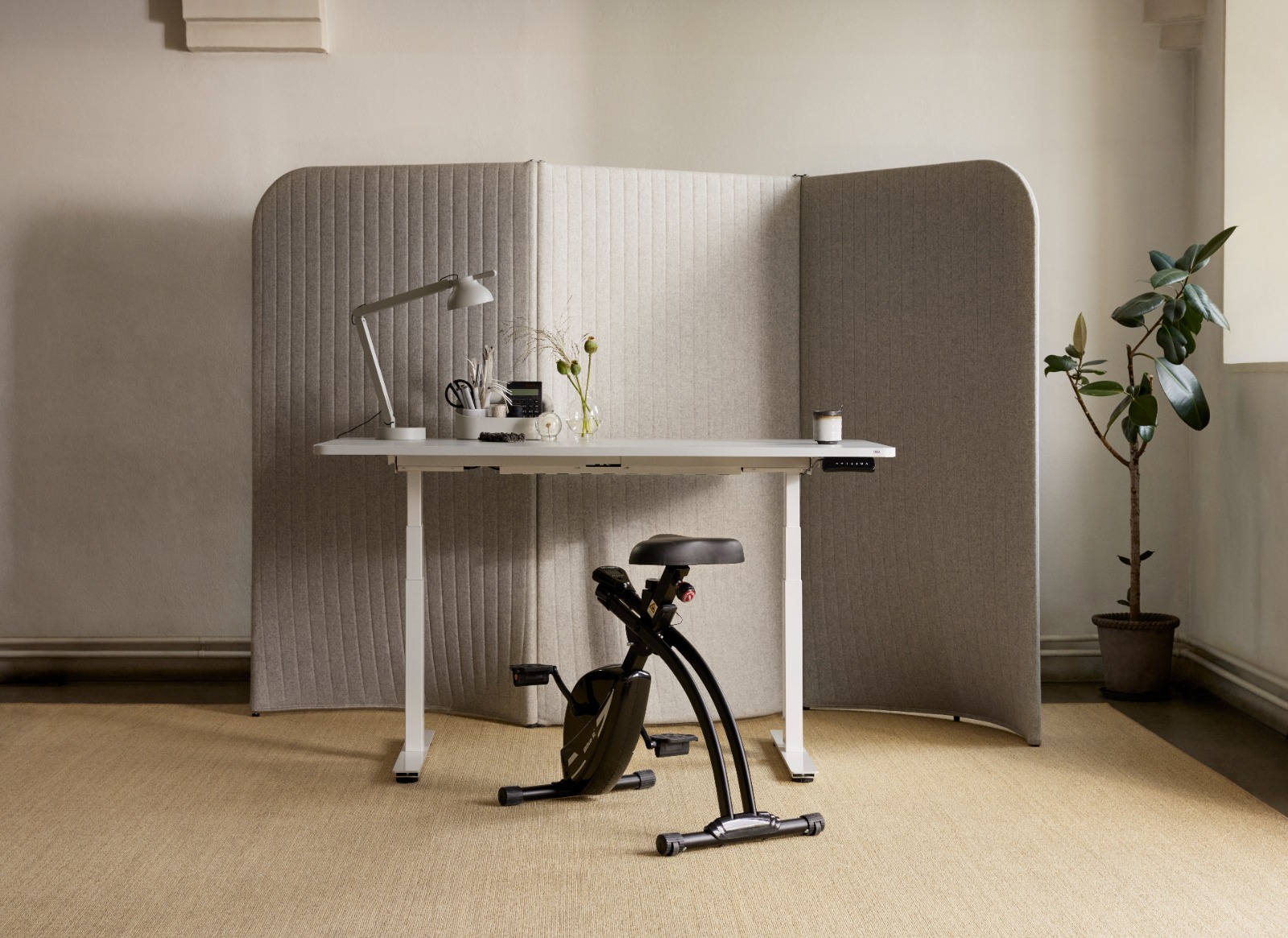 Få hurtig levering på skrivebordscykler hos JustMore